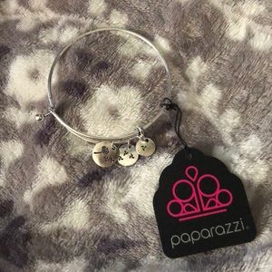 Paparazzi dandelion bracelet